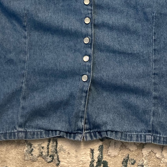 A11 Maggie Max Pearl Snap Button Up Shirt VTG Cap Sleeve Top Denim Blue Jean PS - Picture 4 of 9